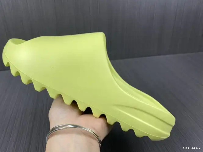 hype Yeezy Adidas GX6138 Slide Green 0622